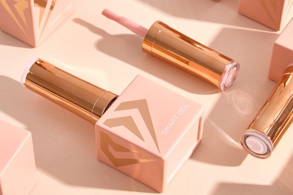 Smart Gel Divine Nails — BIAB disponível em 10 tons naturais e nudes para unhas de gel
